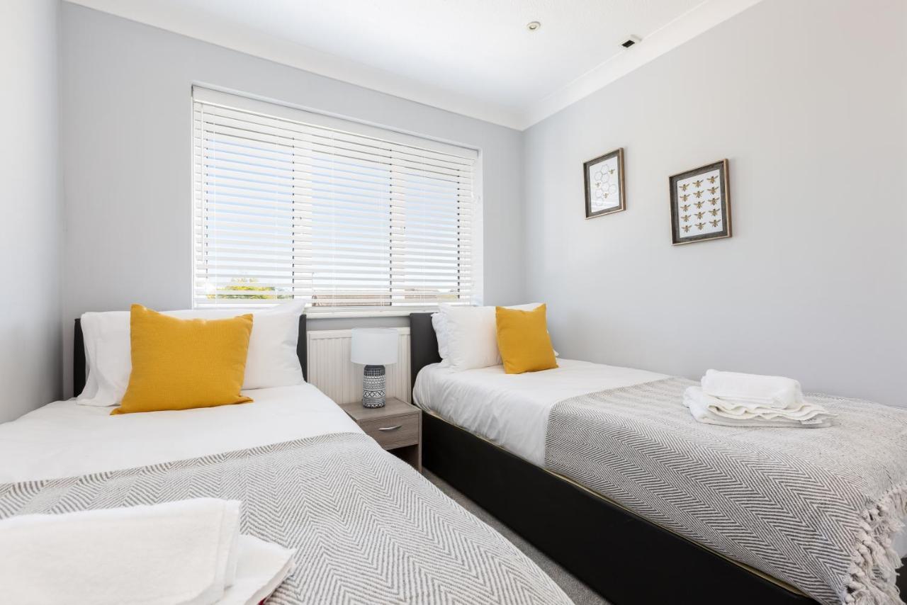 Curlew - 3 Bedrooms Wi-Fi, Parking, Contractors Thornton  Luaran gambar