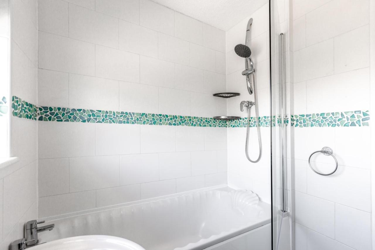 Curlew - 3 Bedrooms Wi-Fi, Parking, Contractors Thornton  Luaran gambar